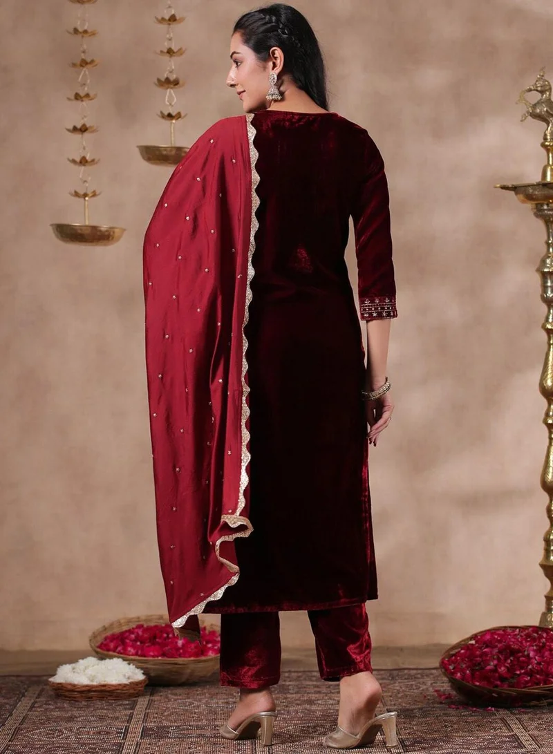 ISHIN  Women's Maroon Velvet Embellished Tunic Full Length Casual Straight Fit Kurta Set for Women | Best Price UAE